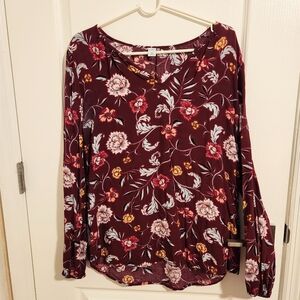 Floral V-Neck Long Sleeve Top